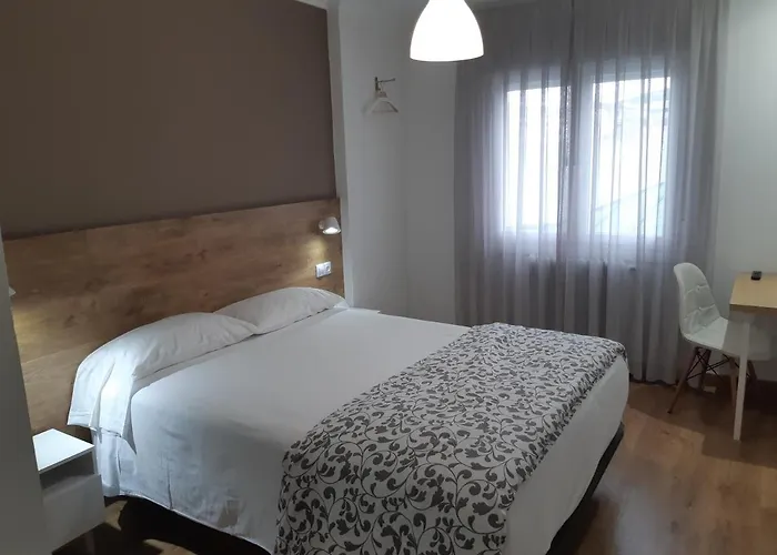 Hostal-Restaurante Lugano
